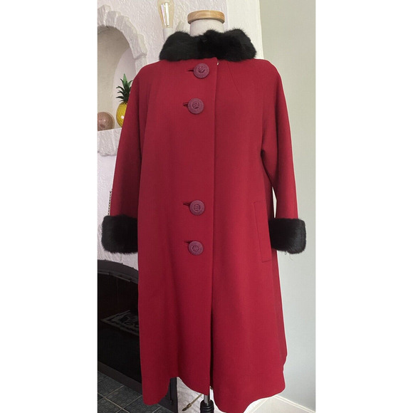 Custom Cloak Co. LTD Jackets & Blazers - Vtg Red Holiday Wool Coat Fur Collar Cuff Double Breast Size Made in Canada Med